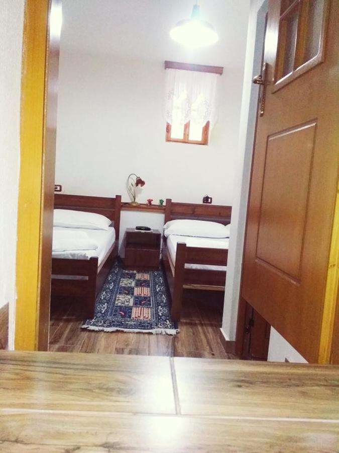 Guesthouse Celo Gjirokastër 外观 照片